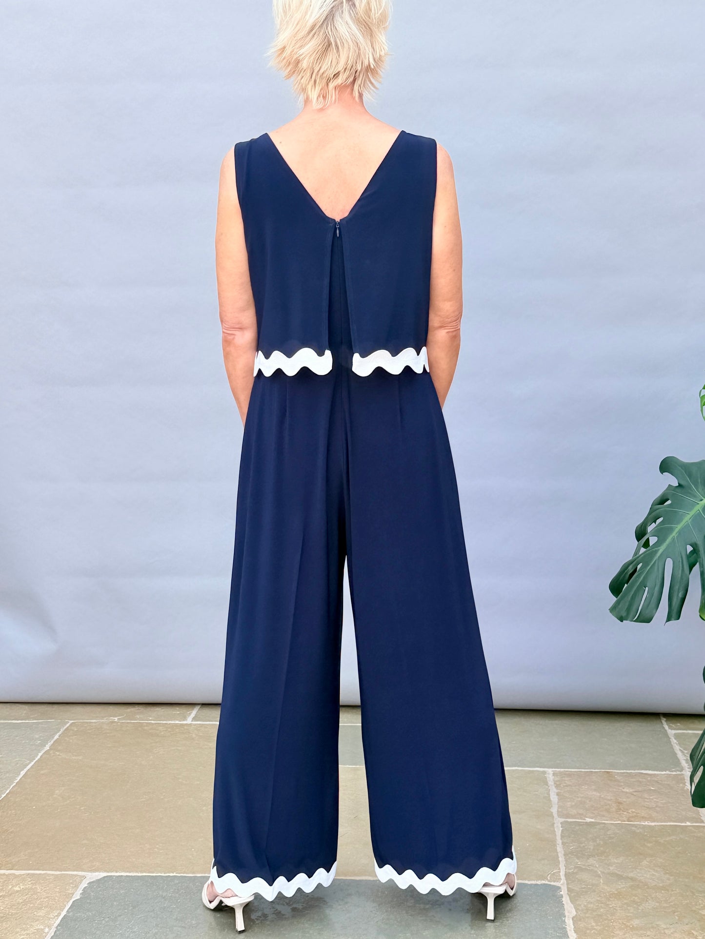 Navy Jumpsuit White Curve Detail 262144