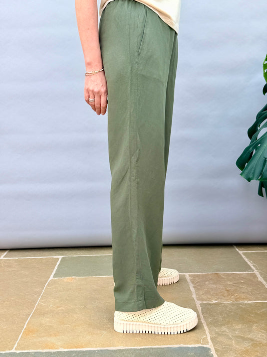 Roma 780 Grape Leaf Trouser