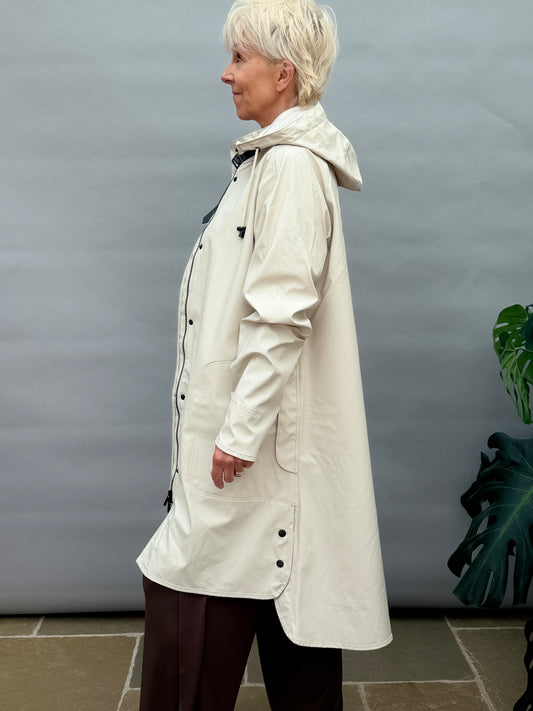 Milk Crème Rain71 Coat