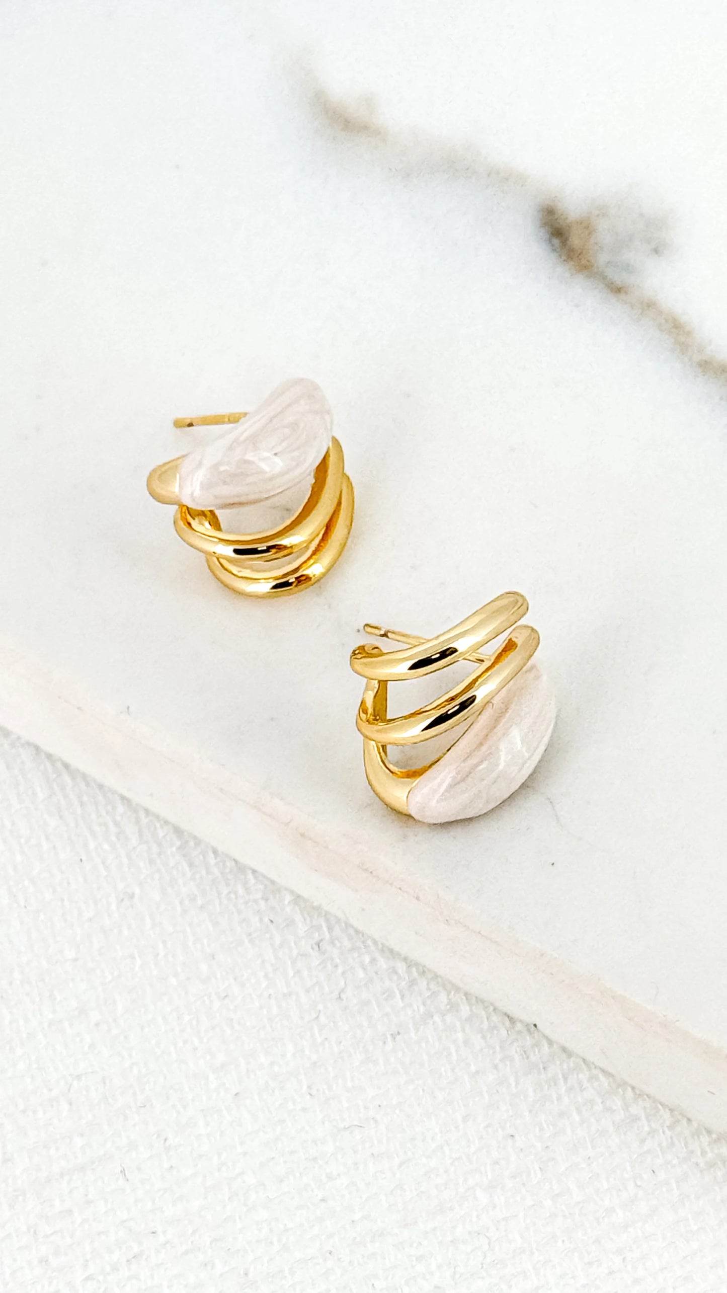 Earring 4124 WH