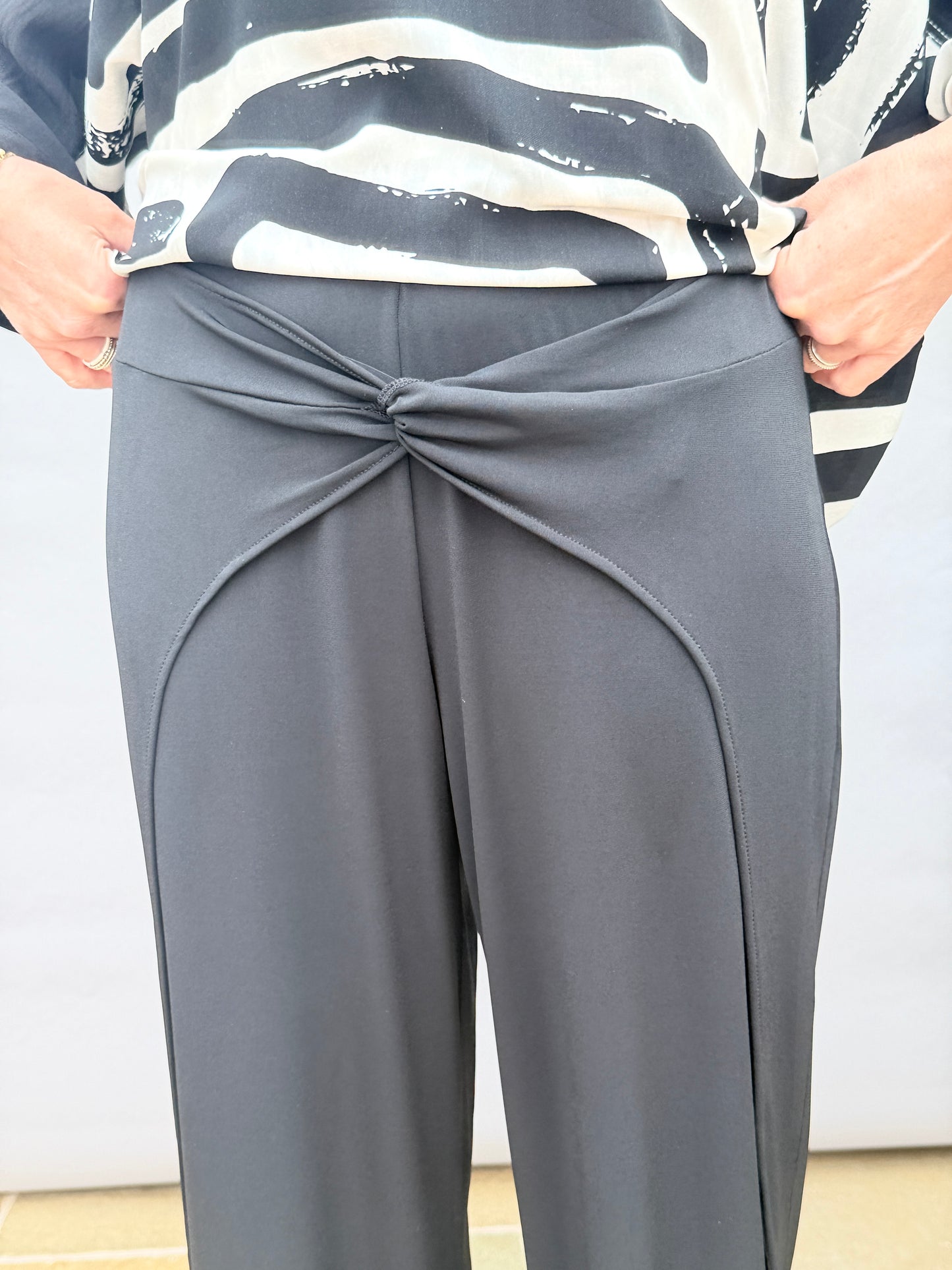 Celin 720 Black Trouser