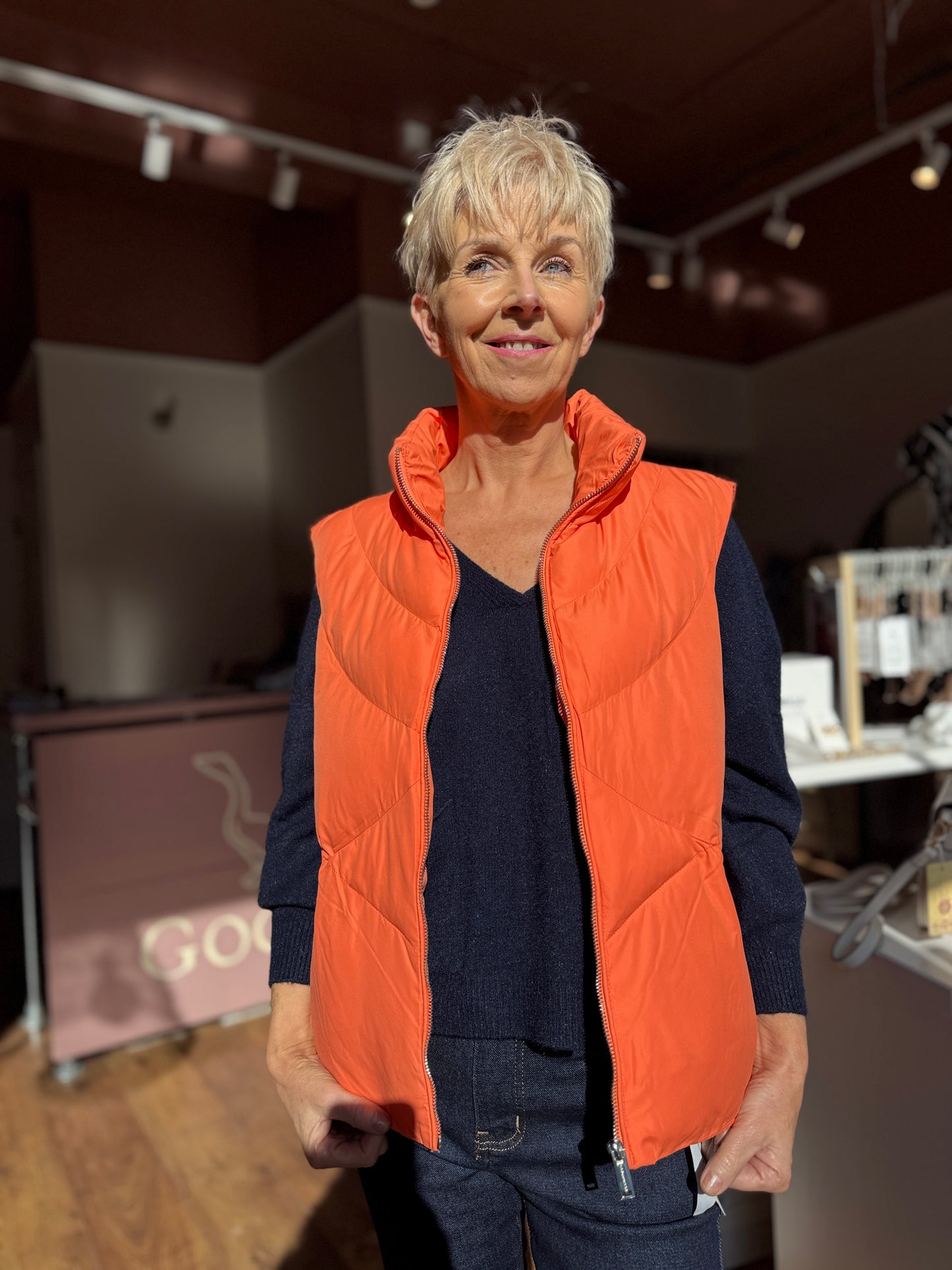 Melor Orange Gilet