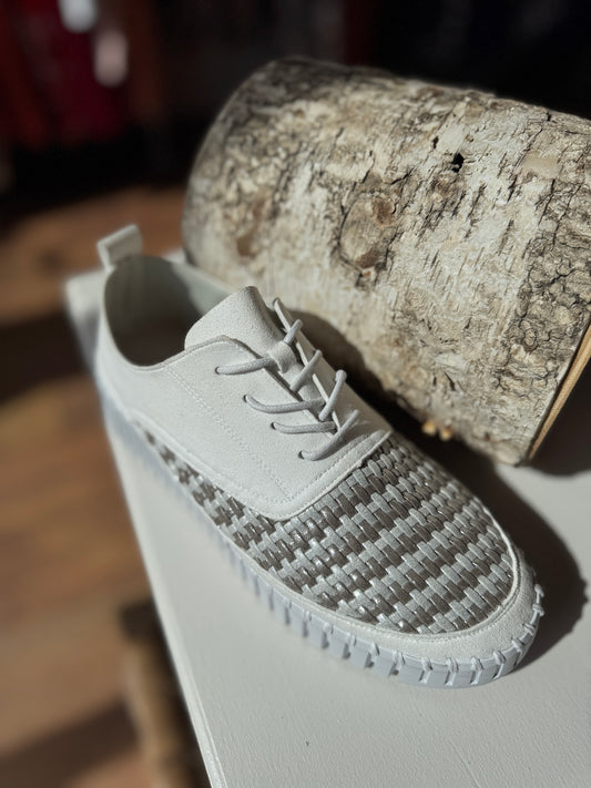 Tulip Laced Shoe White White