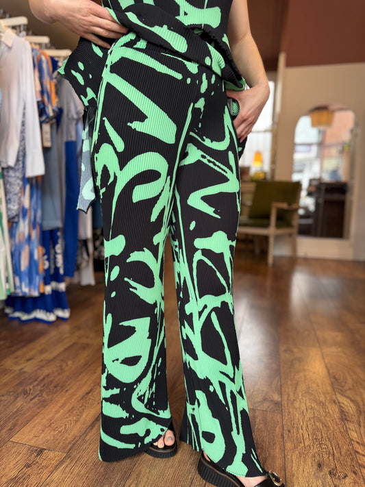 Printed Pleated Wide Leg Trouser