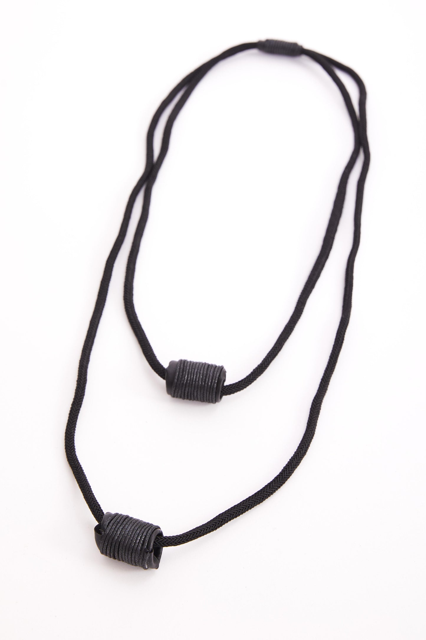 Necklace Black 320